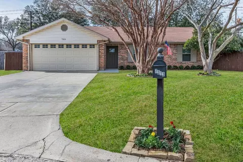 7313 Windhaven Rd, North Richland Hills, TX 76182