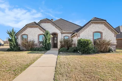 322 Oar Wood Dr, Granbury, TX 76049