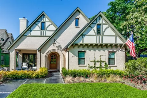 911 Clermont Ave, Dallas, TX 75223