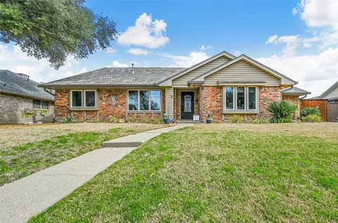 1115 Yorkshire Dr, Carrollton, TX 75007