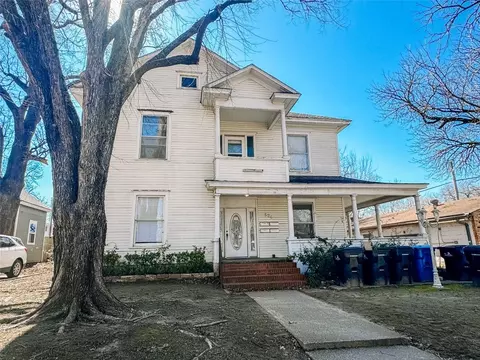 526 W Munson St, Denison, TX 75020