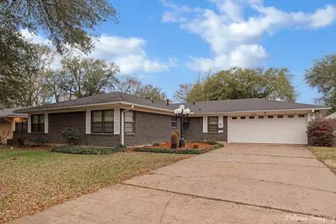 2032 River Rd, Shreveport, LA 71105
