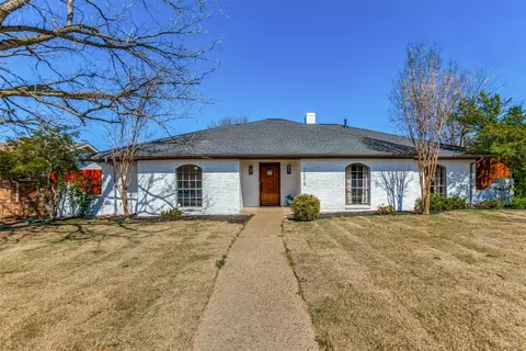 10215 Deermont Trl, Dallas, TX 75243