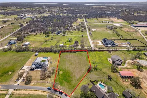 784 Stonewood Blvd, Bartonville, TX 76226