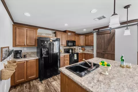 10517 Singleton Ln, Crowley, TX 76036 photo 15