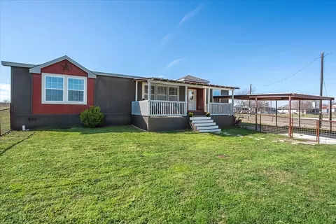 10517 Singleton Ln, Crowley, TX 76036 photo 2