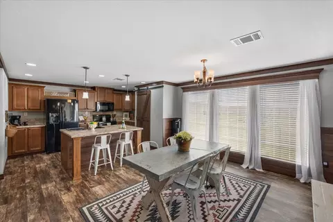 10517 Singleton Ln, Crowley, TX 76036 photo 12