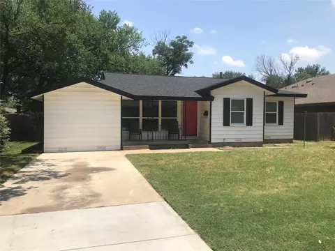 809 Woodrow St, Arlington, TX 76012