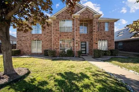 3913 Creekside Ln, Carrollton, TX 75010