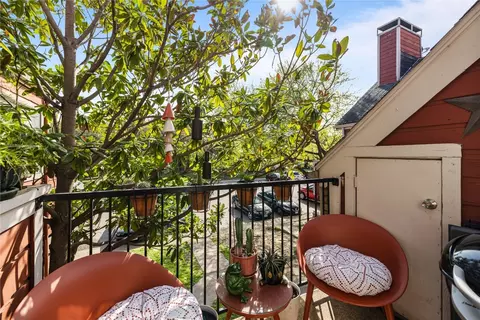 9825 Walnut St #208, Dallas, TX 75243