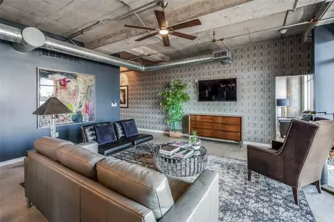 1001 Belleview St #704, Dallas, TX 75215