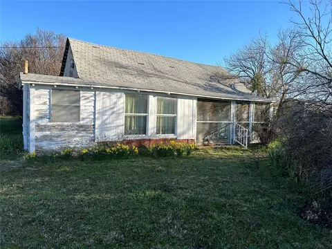 505 Harvey Rd, Mineral Wells, TX 76067