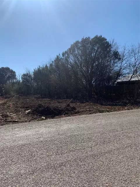 3321 Hilltop Rd, Granbury, TX 76048