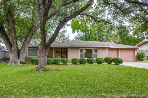 3836 Westerly Rd, Benbrook, TX 76116