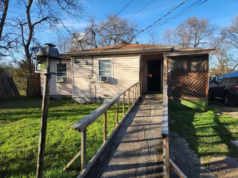 929 18th St, Dallas, TX 75216
