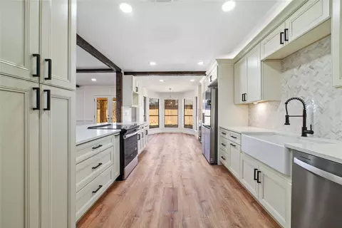 2700 Good Shepherd Dr, Brownwood, TX 76801