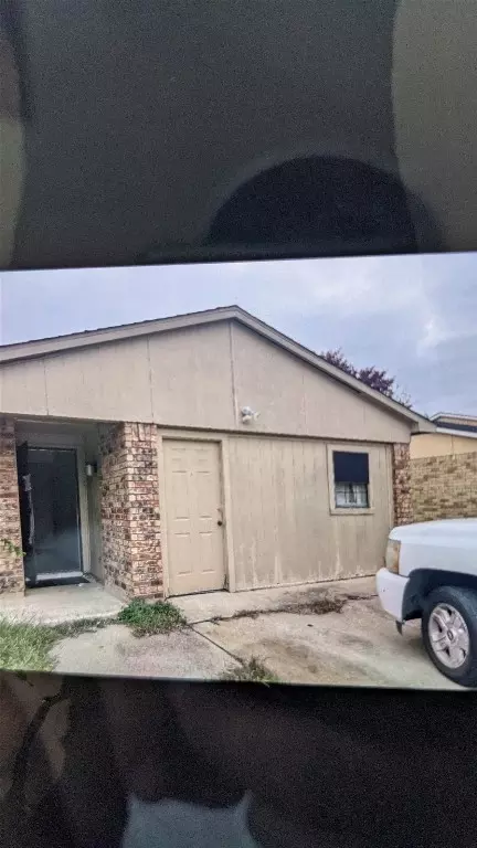 10011 Deer Hollow Dr, Dallas, TX 75249