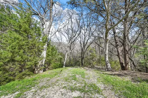 1808 W Belt Line Rd, Cedar Hill, TX 75104