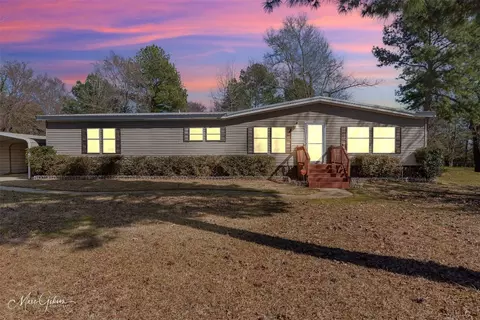 260 Black Oak Dr, Stonewall, LA 71078