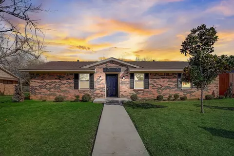143 Hanna Ave, Desoto, TX 75115