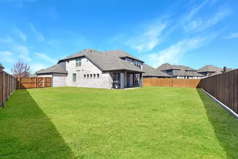 Exterior - 2100 Devonblue Dr, Forney, TX 75126 photo 3 of 7