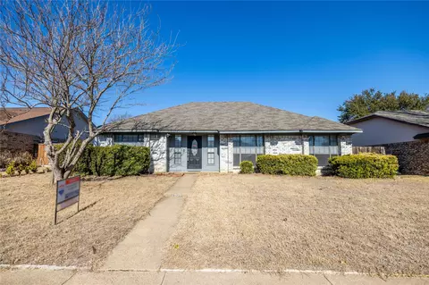 2505 Redbrook Dr, Garland, TX 75040