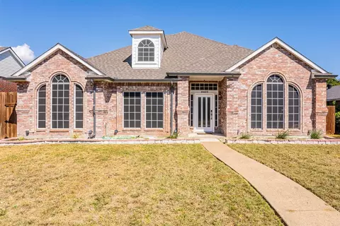8409 Lake Bend Dr, Rowlett, TX 75088