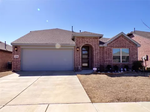 1144 Kingbird Ln, Alvarado, TX 76009