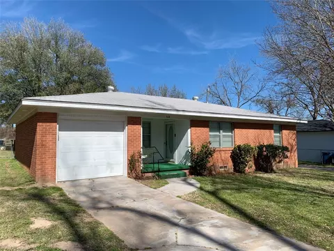 104 Rosedale, Athens, TX 75751