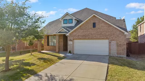 103 Forest Grv S, Princeton, TX 75407