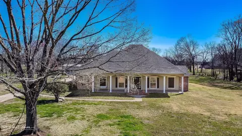 9813 Bayou Bend Dr, Shreveport, LA 71115