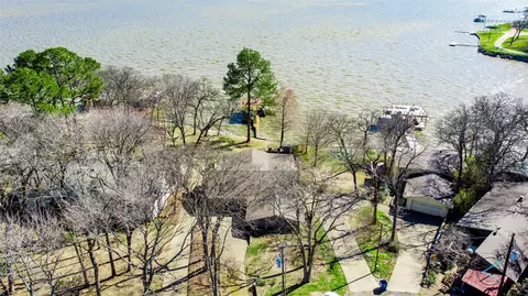 218 Oak Trl, Tool, TX 75143