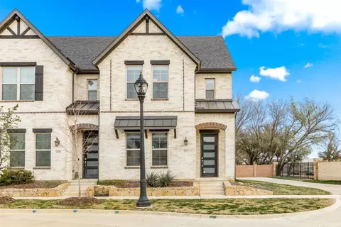 1927 Diyaa Ct, Farmers Branch, TX 75234