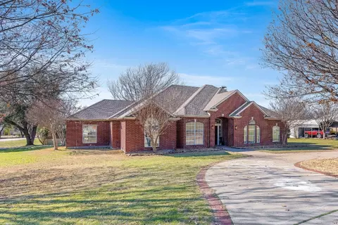 3870 Heritage Trl, Celina, TX 75009