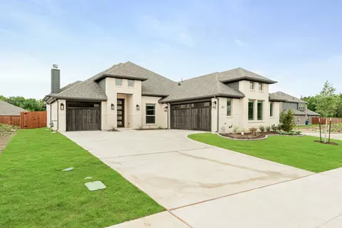 900 Imperial Eagle Rd, Alvarado, TX 76009