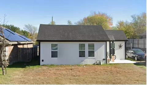 906 Clyde St, White Settlement, TX 76108
