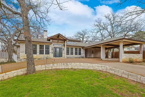 3316 Red Bird Ln, Grapevine, TX 76051