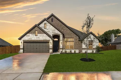 12705 Whispering Wind Dr, Godley, TX 76044