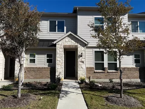 1241 Creekbank Dr, Mckinney, TX 75071