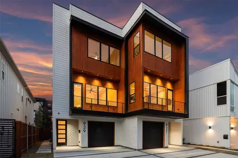 929 Bayonne St, Dallas, TX 75212