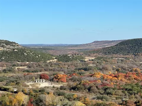 120 Oak Tree Dr, Graford, TX 76449
