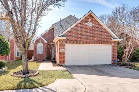 2332 Leafy Glen Ct, Bedford, TX 76022