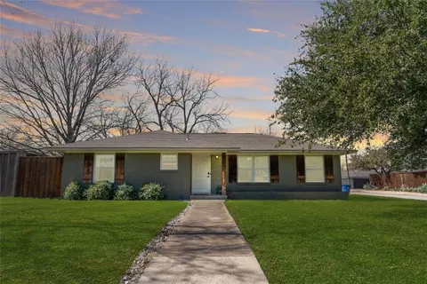 9481 Mimosa Rd, Frisco, TX 75033