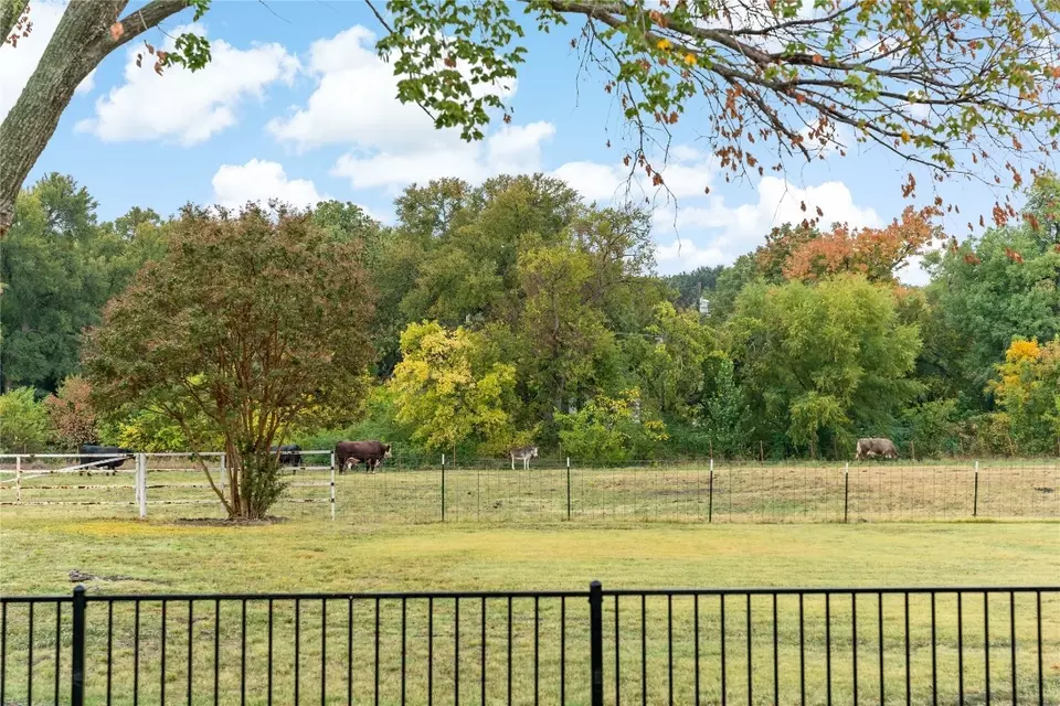 7851 Meadow Hill Dr, Frisco, TX 75033 40 Photos Movoto