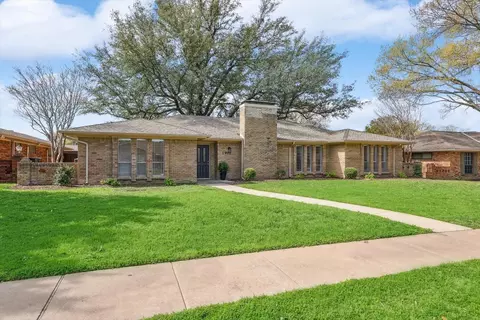 1912 Midcrest Dr, Plano, TX 75075
