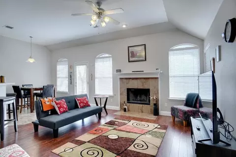 Living - 402 Flint Ct, Euless, TX 76040 photo 5 of 5