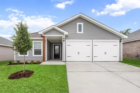 10904 Gray Mare Dr, Fort Worth, TX 76108