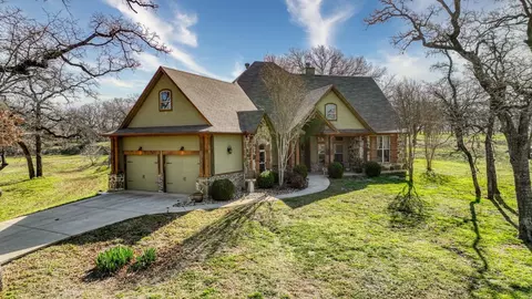 640 Ross Ln, Boyd, TX 76023