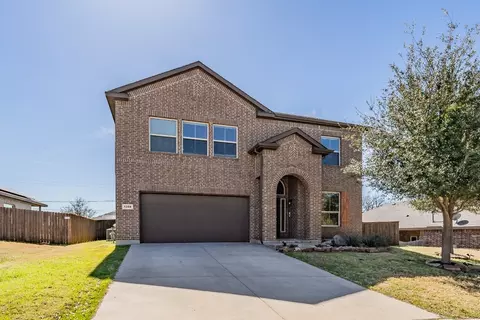 1308 Glenwood Dr, Azle, TX 76020