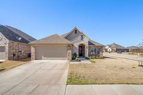 2740 Livia Irene St, Burleson, TX 76028